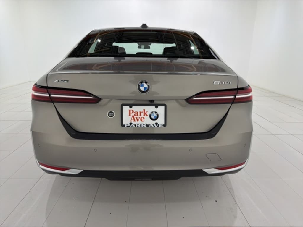 Used 2026 BMW 530i xDrive Sedan