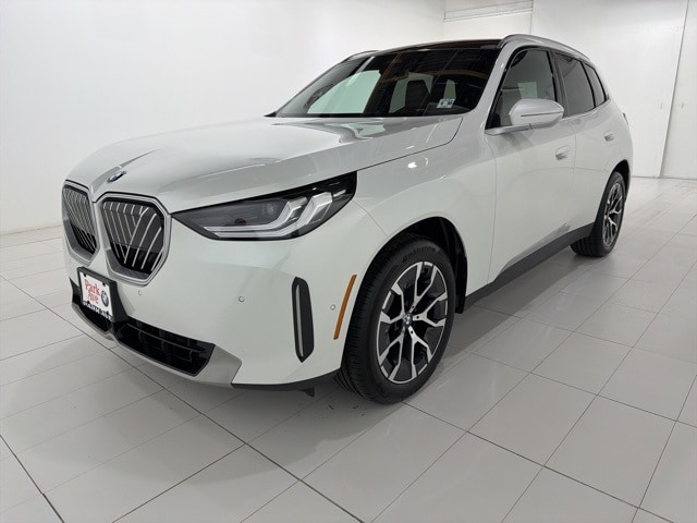 2025 BMW X3 30's photo