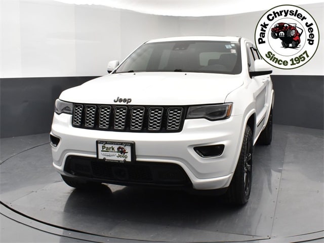 Used 2022 Jeep Grand Cherokee WK Laredo X with VIN 1C4RJFAG1NC117692 for sale in Olivia, Minnesota