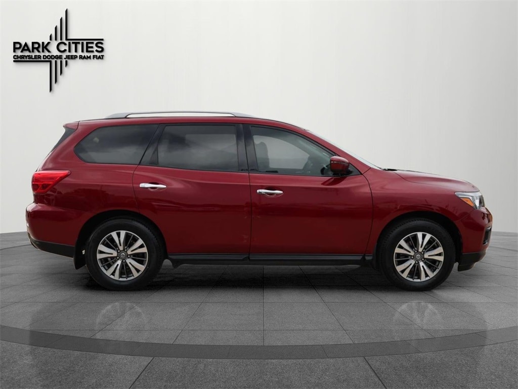 Used 2020 Nissan Pathfinder SV with VIN 5N1DR2BNXLC638346 for sale in Dallas, TX