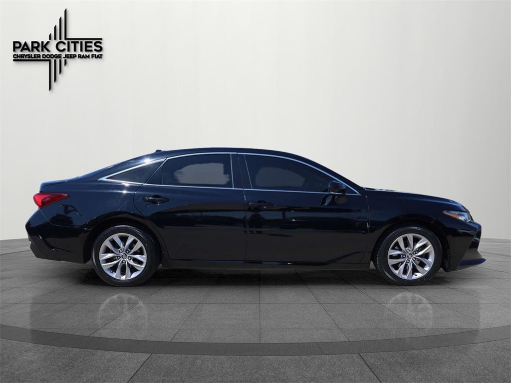 Used 2019 Toyota Avalon XLE with VIN 4T1BZ1FB3KU006119 for sale in Dallas, TX