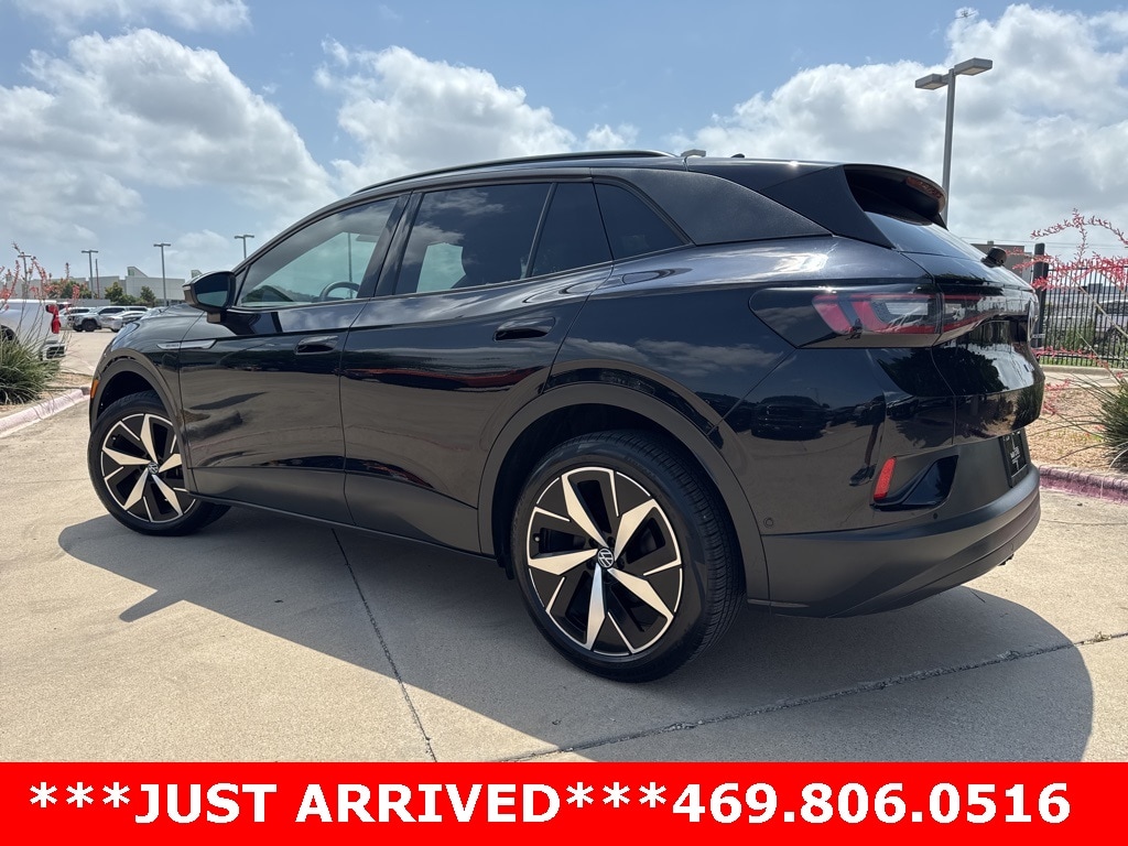 Used 2023 Volkswagen ID.4 PRO S with VIN 1V2GNPE83PC007118 for sale in Dallas, TX