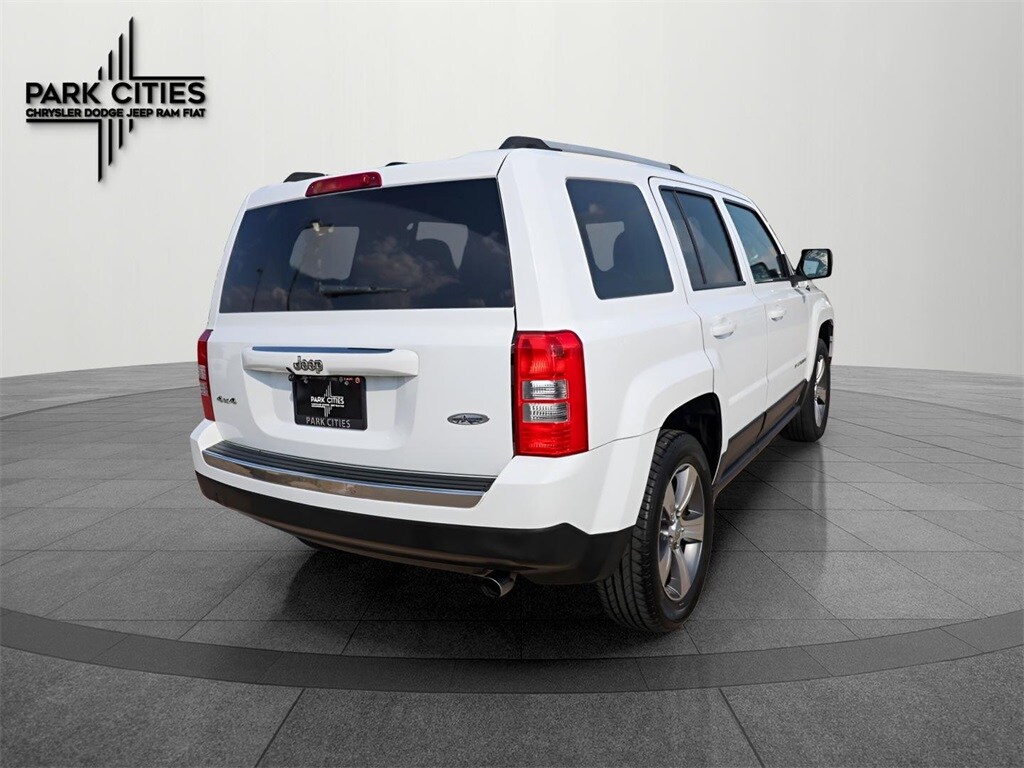 2016 Jeep Patriot High Altitude photo 2