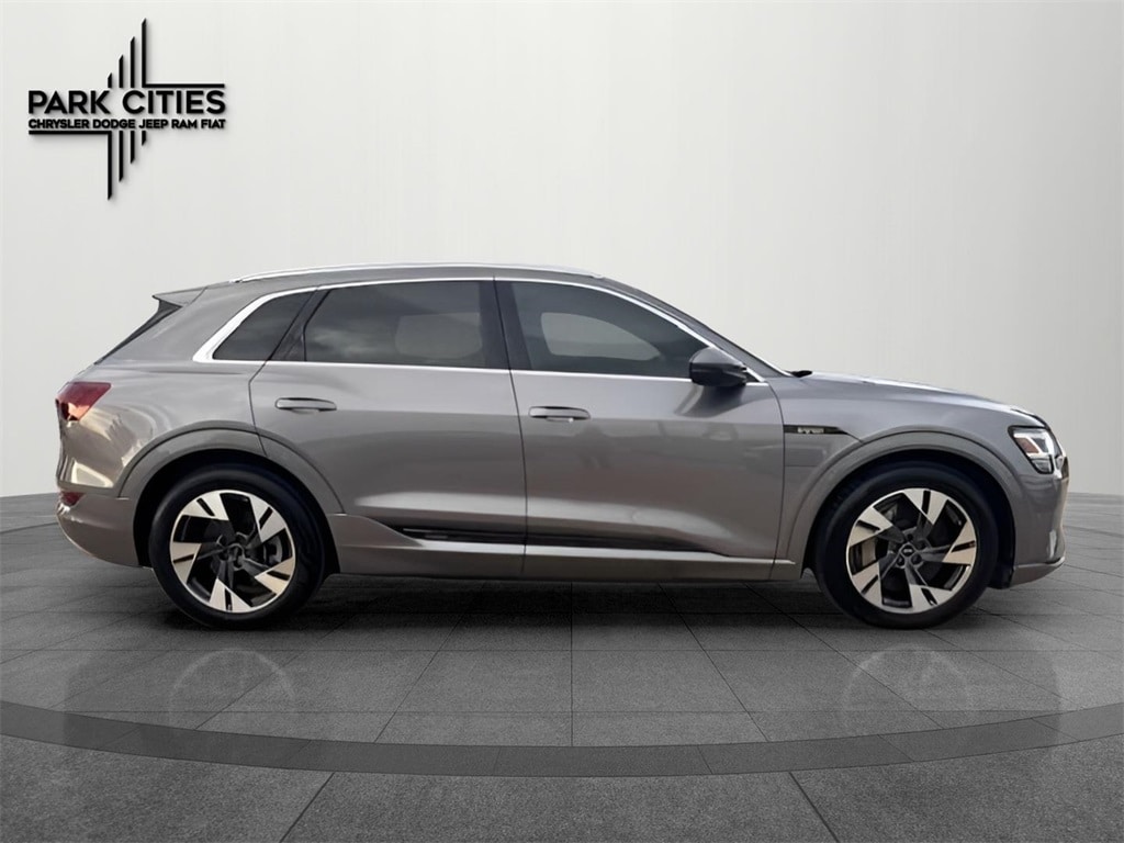 Used 2022 Audi e-tron Premium Plus with VIN WA1LAAGE5NB012040 for sale in Dallas, TX