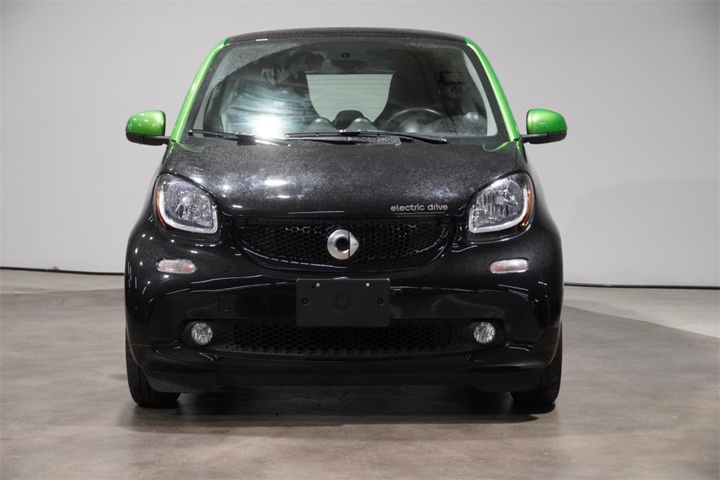 Used 2017 smart fortwo prime with VIN WMEFJ9BA3HK228190 for sale in Dallas, TX