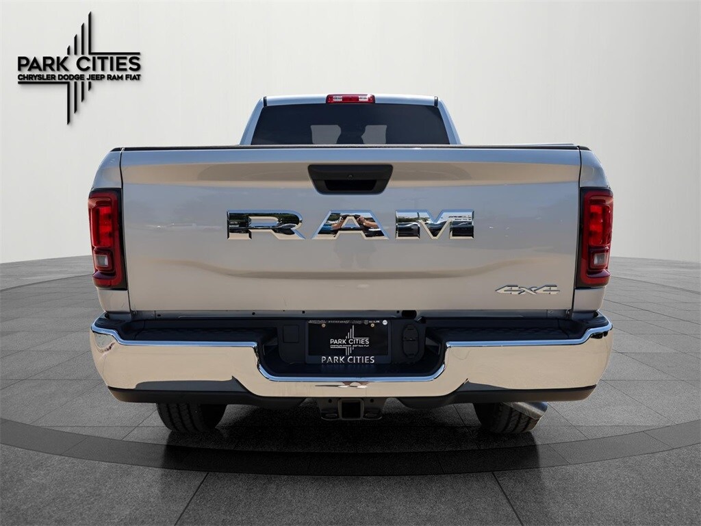 2026 Ram 2500 Tradesman photo 4