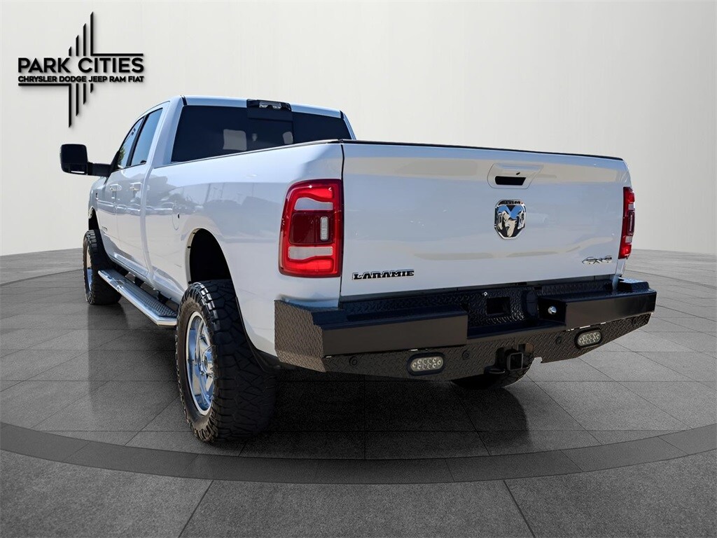 2024 Ram 3500 Laramie photo 3