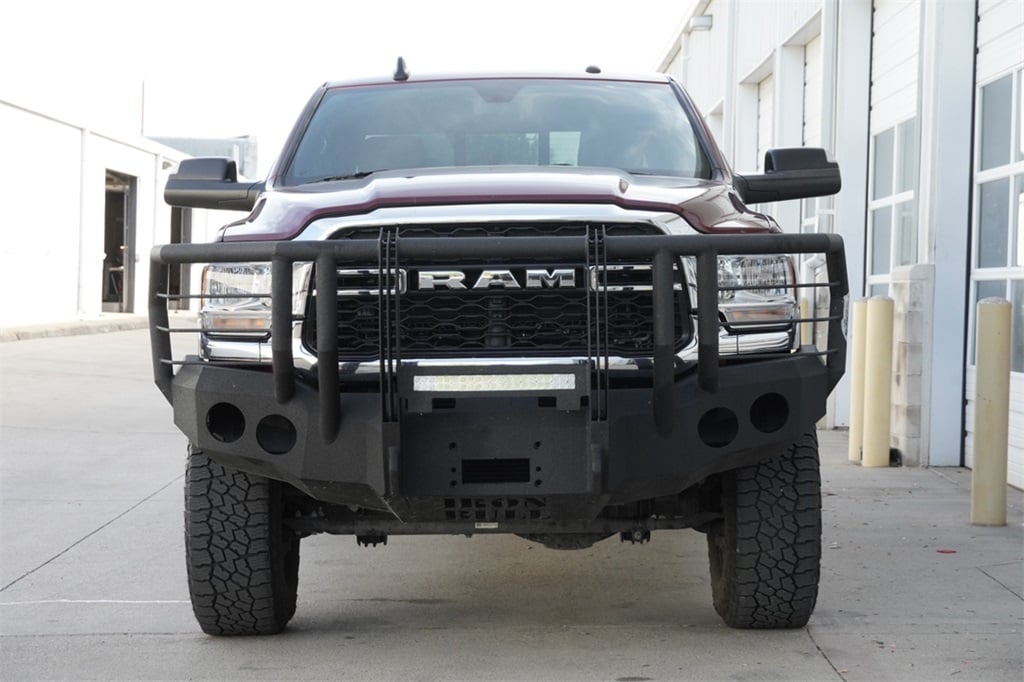 Used 2022 RAM Ram 3500 Pickup Tradesman with VIN 3C63R3CL6NG163532 for sale in Dallas, TX