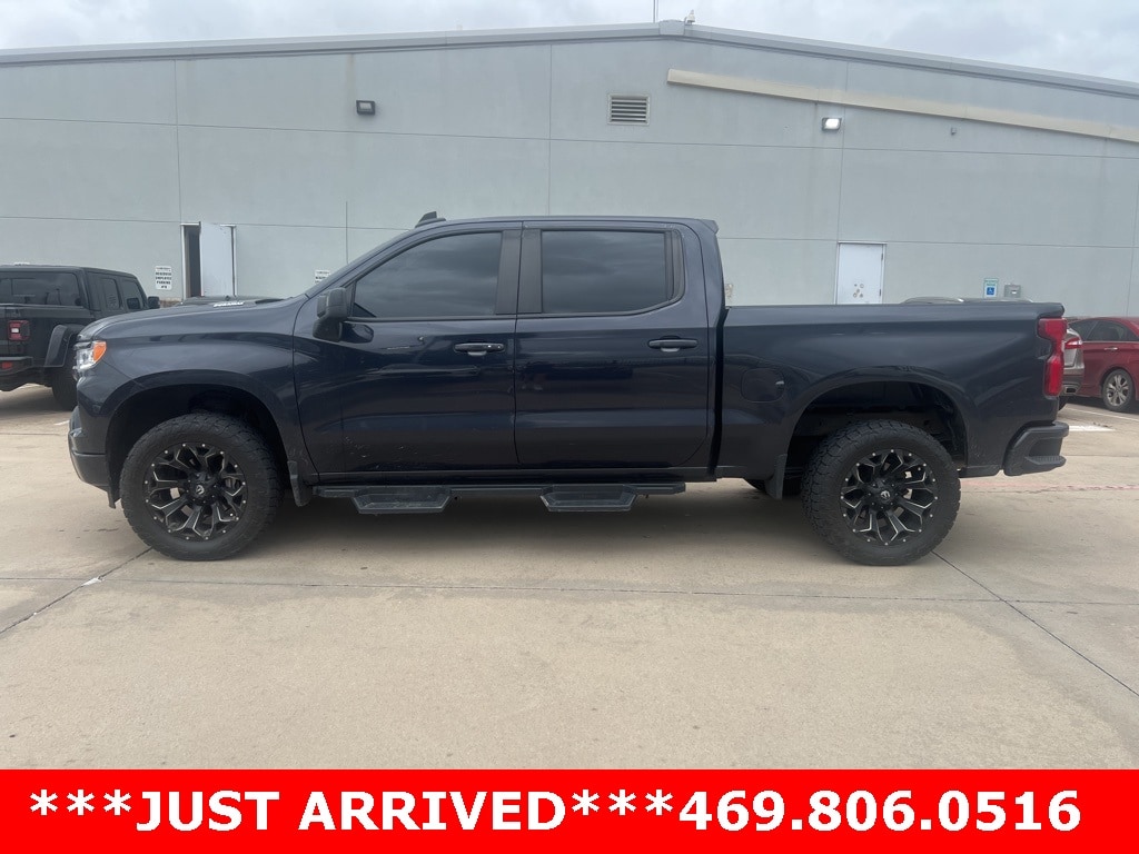 Used 2022 Chevrolet Silverado 1500 RST with VIN 1GCUDEET5NZ644828 for sale in Dallas, TX