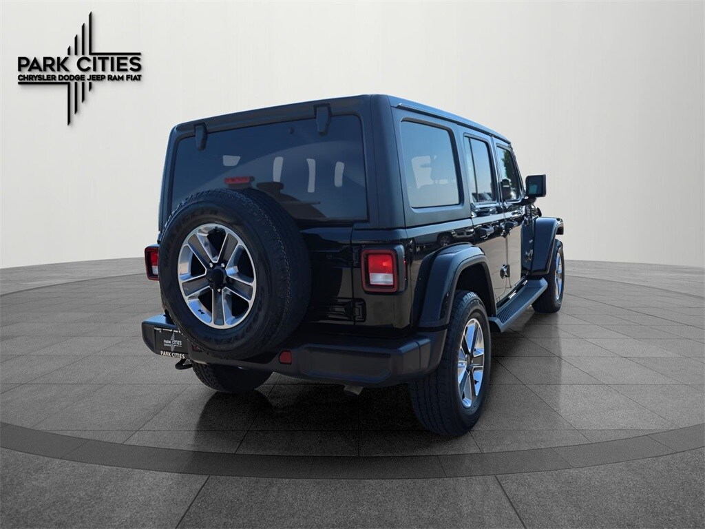 2019 Jeep Wrangler Unlimited Sahara photo 3