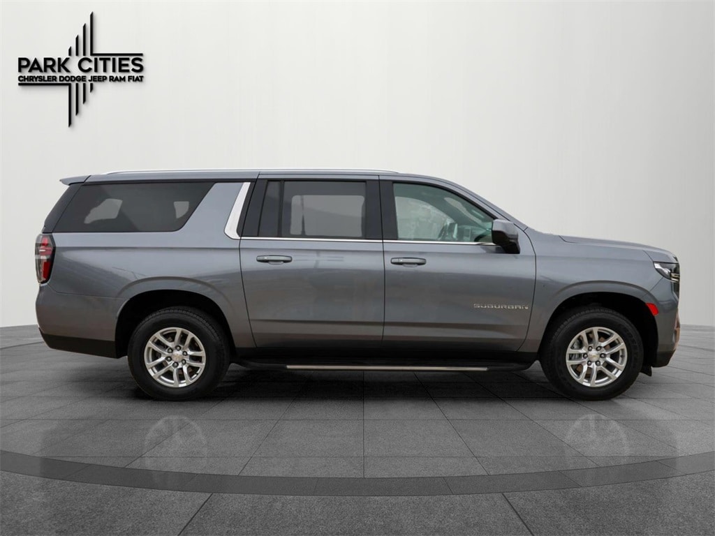 Used 2021 Chevrolet Suburban LT with VIN 1GNSCCKD6MR361923 for sale in Dallas, TX