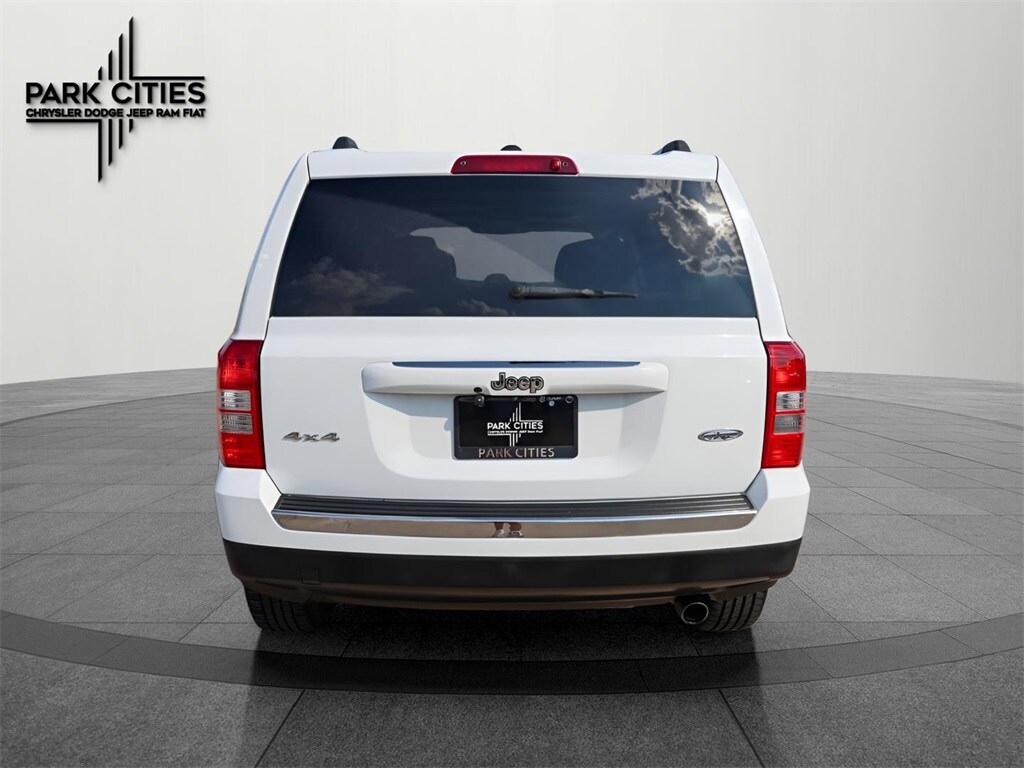 2016 Jeep Patriot High Altitude photo 3