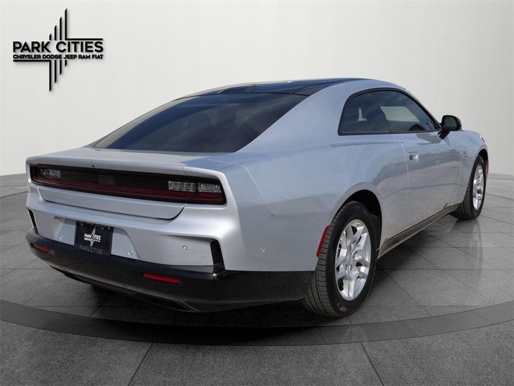 2025 Dodge Charger R/T photo 3