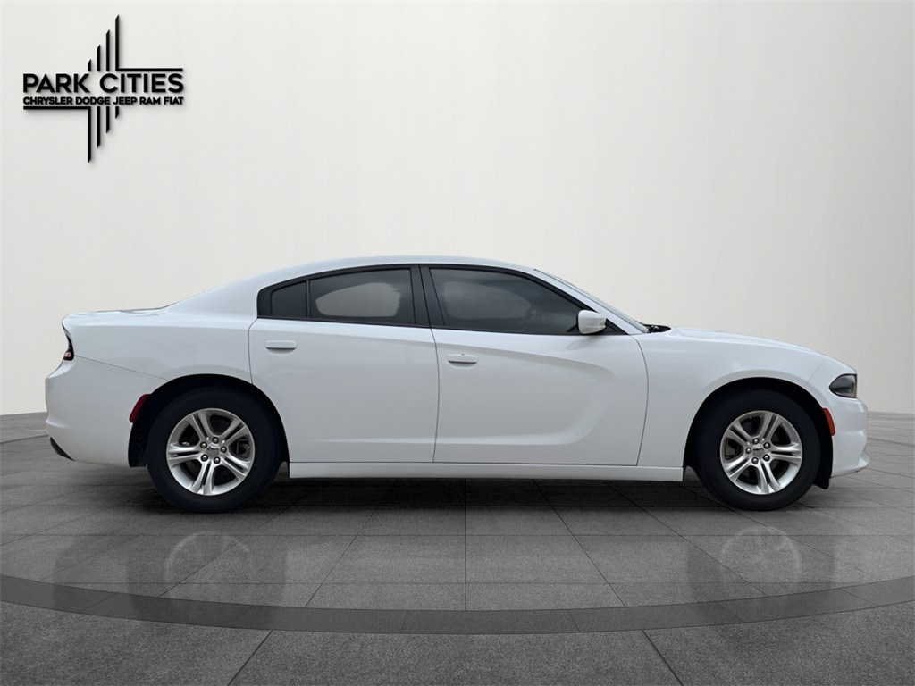 Used 2022 Dodge Charger SXT with VIN 2C3CDXBG8NH250680 for sale in Dallas, TX