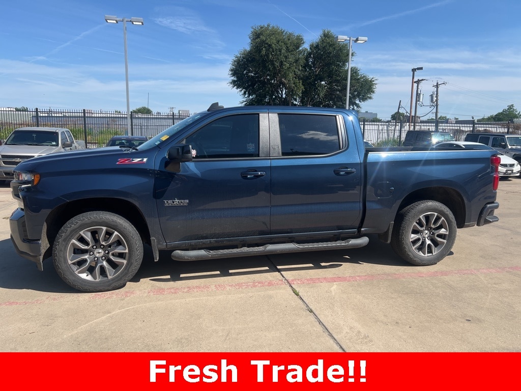 Used 2022 Chevrolet Silverado 1500 Limited RST with VIN 3GCUYEED0NG164273 for sale in Dallas, TX