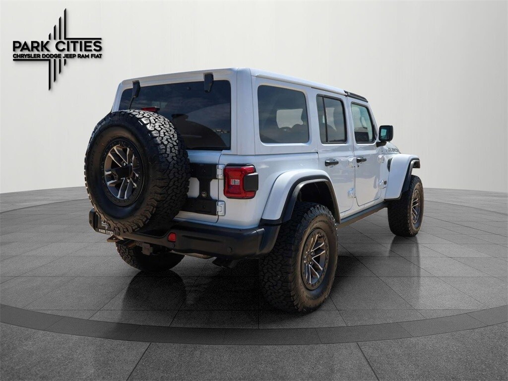 2024 Jeep Wrangler Rubicon 392 photo 3