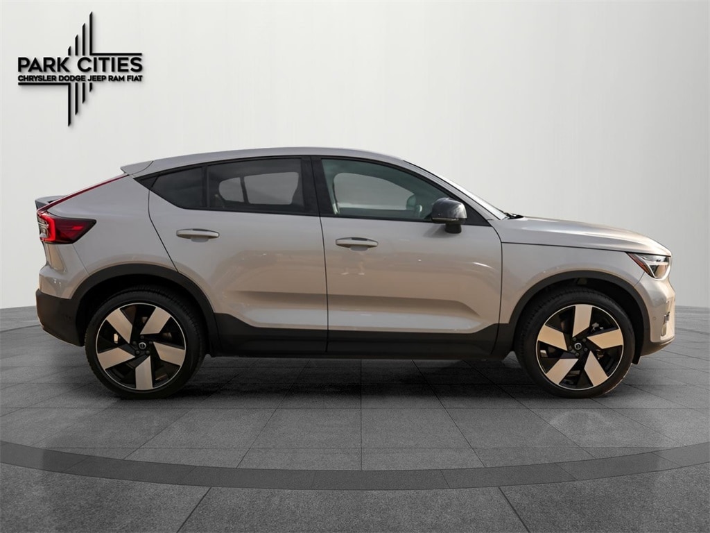Used 2023 Volvo C40 Ultimate with VIN YV4ED3GM8P2035532 for sale in Dallas, TX