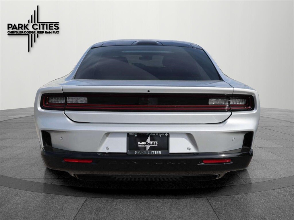 2025 Dodge Charger R/T photo 4
