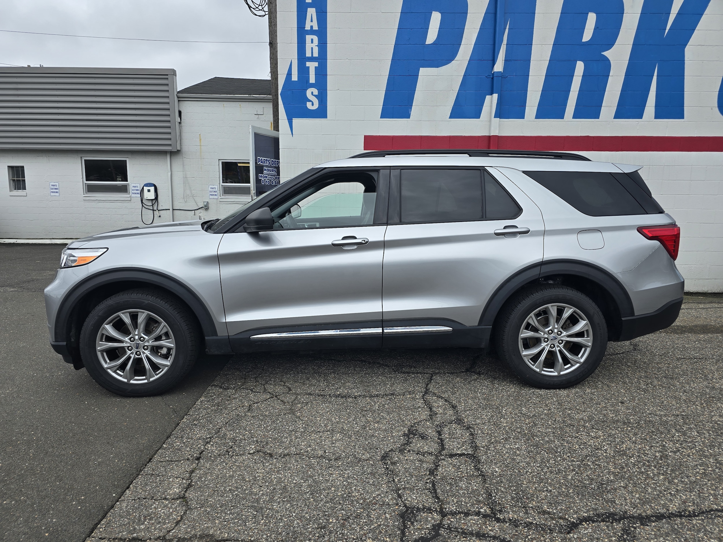 Certified 2021 Ford Explorer XLT with VIN 1FMSK8DH1MGA48455 for sale in Bridgeport, CT