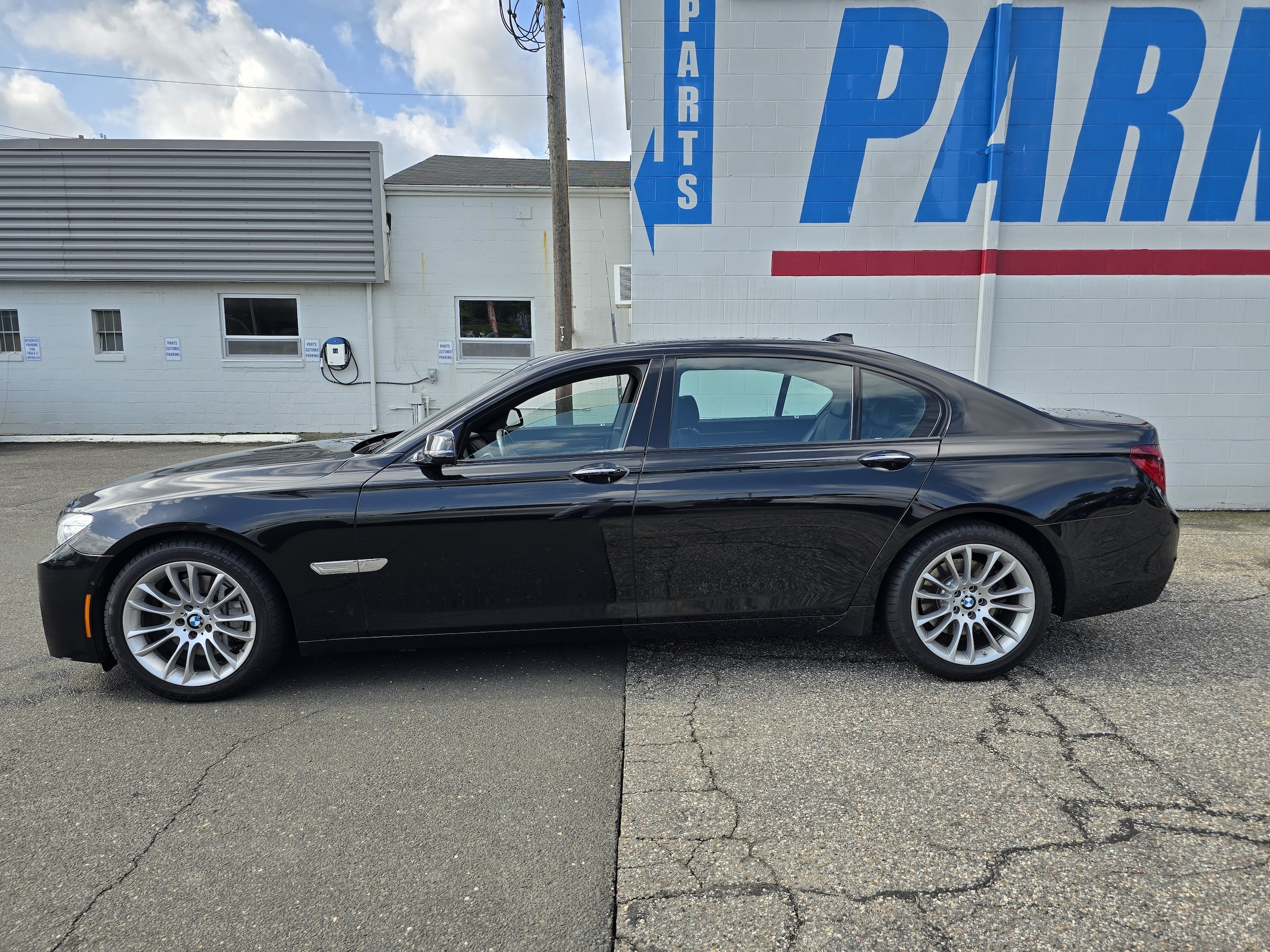 Used 2015 BMW 7 Series 740Li with VIN WBAYF4C51FG291816 for sale in Bridgeport, CT