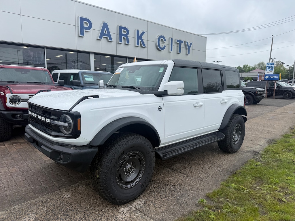 Certified 2025 Ford Bronco Outer Banks WAGON