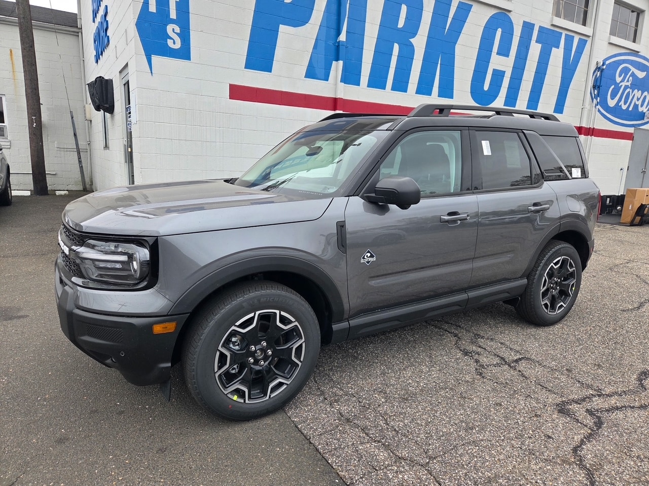 2025 Ford Bronco Sport Outer Banks's photo
