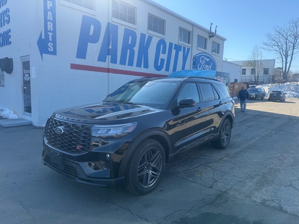 New 2026 Ford Explorer ST WAGON
