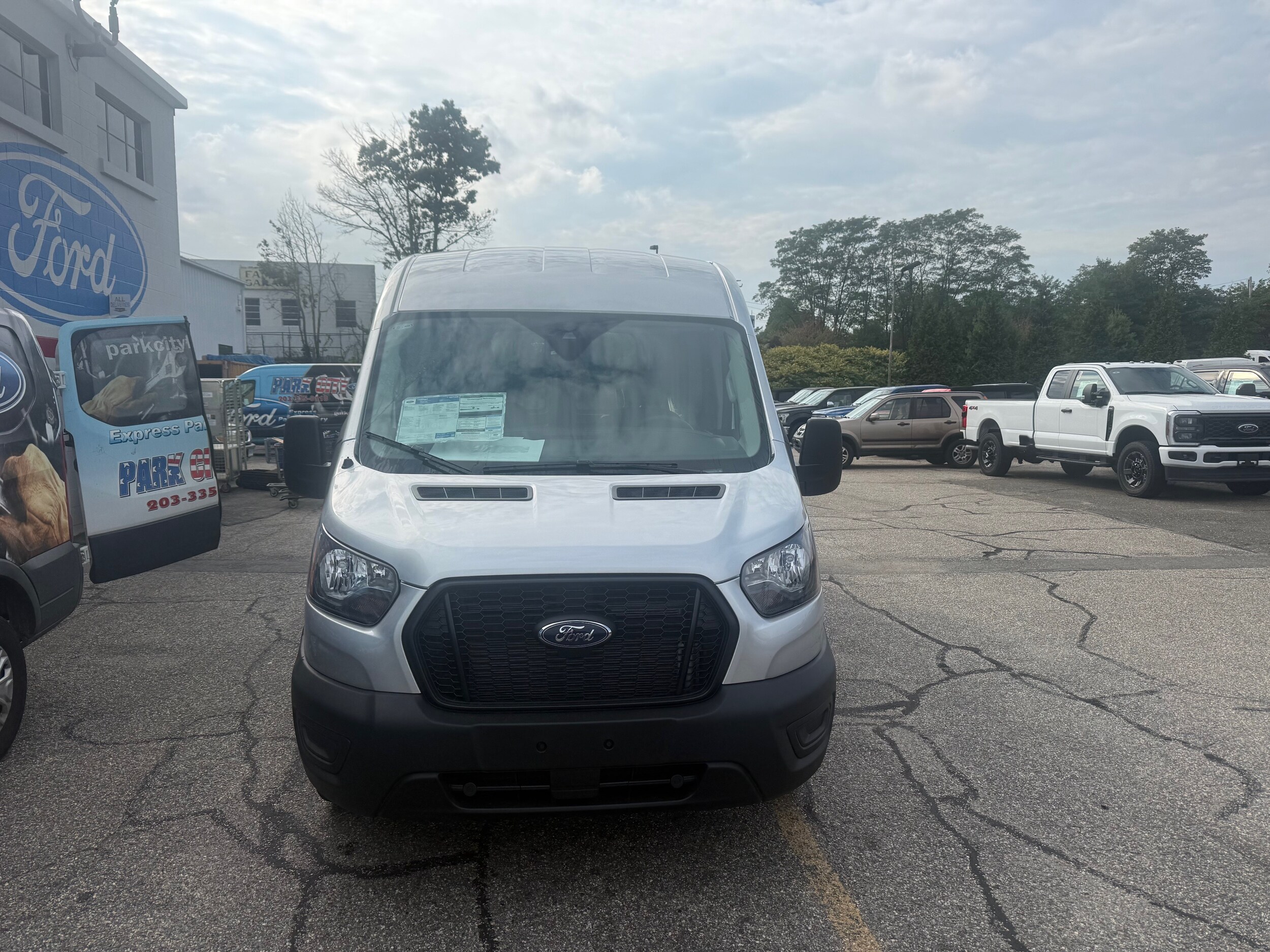 2025 Ford Transit Van Cargo photo 2