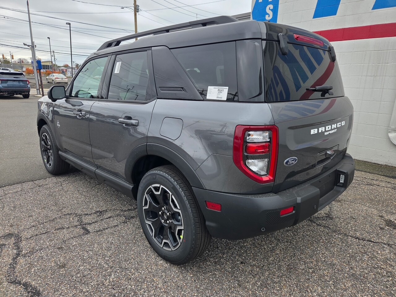 2025 Ford Bronco Sport Outer Banks photo 3