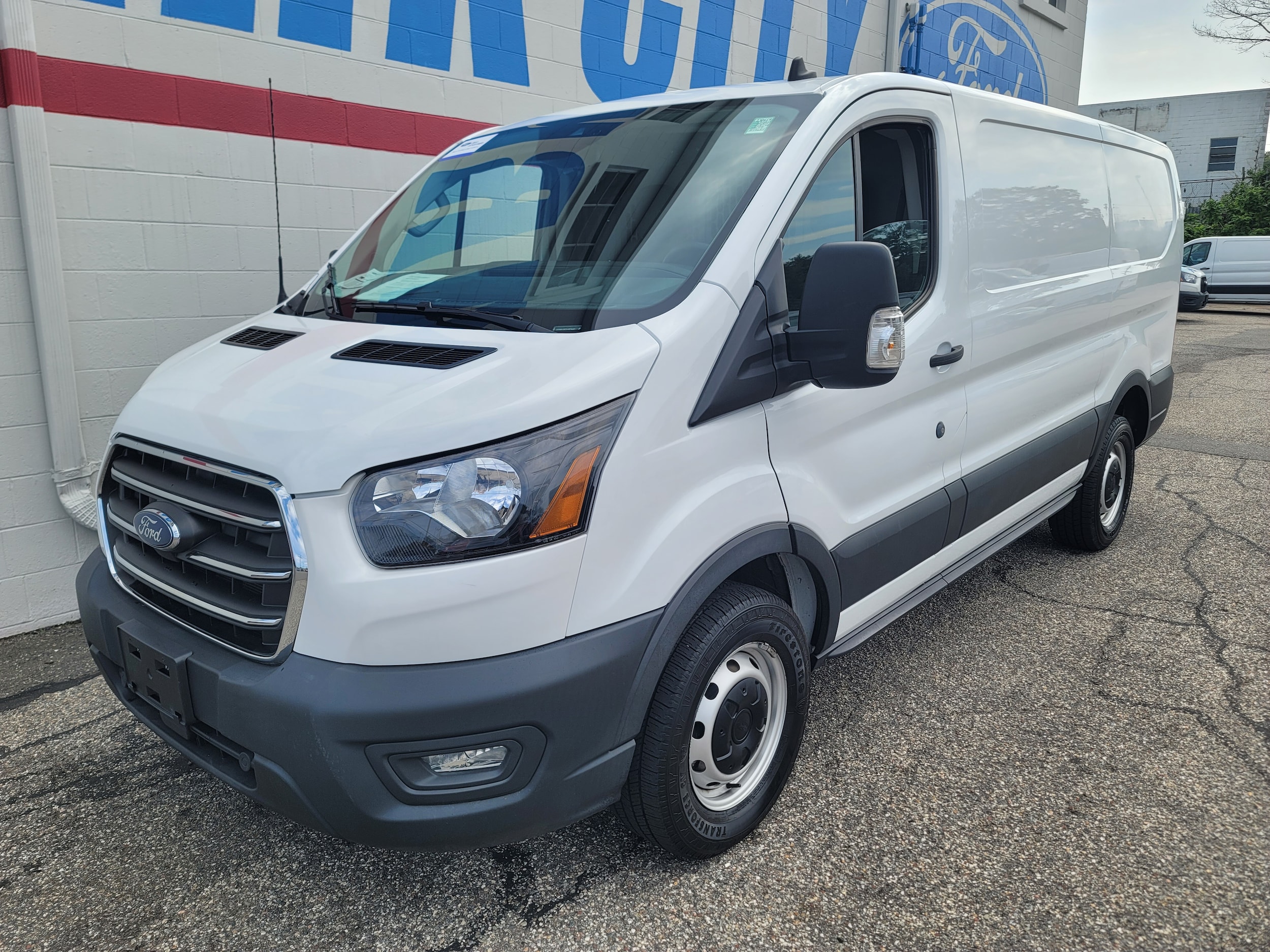 2020 Ford Transit Cargo Van