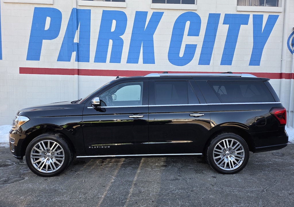 Used 2023 Ford Expedition MAX WAGON