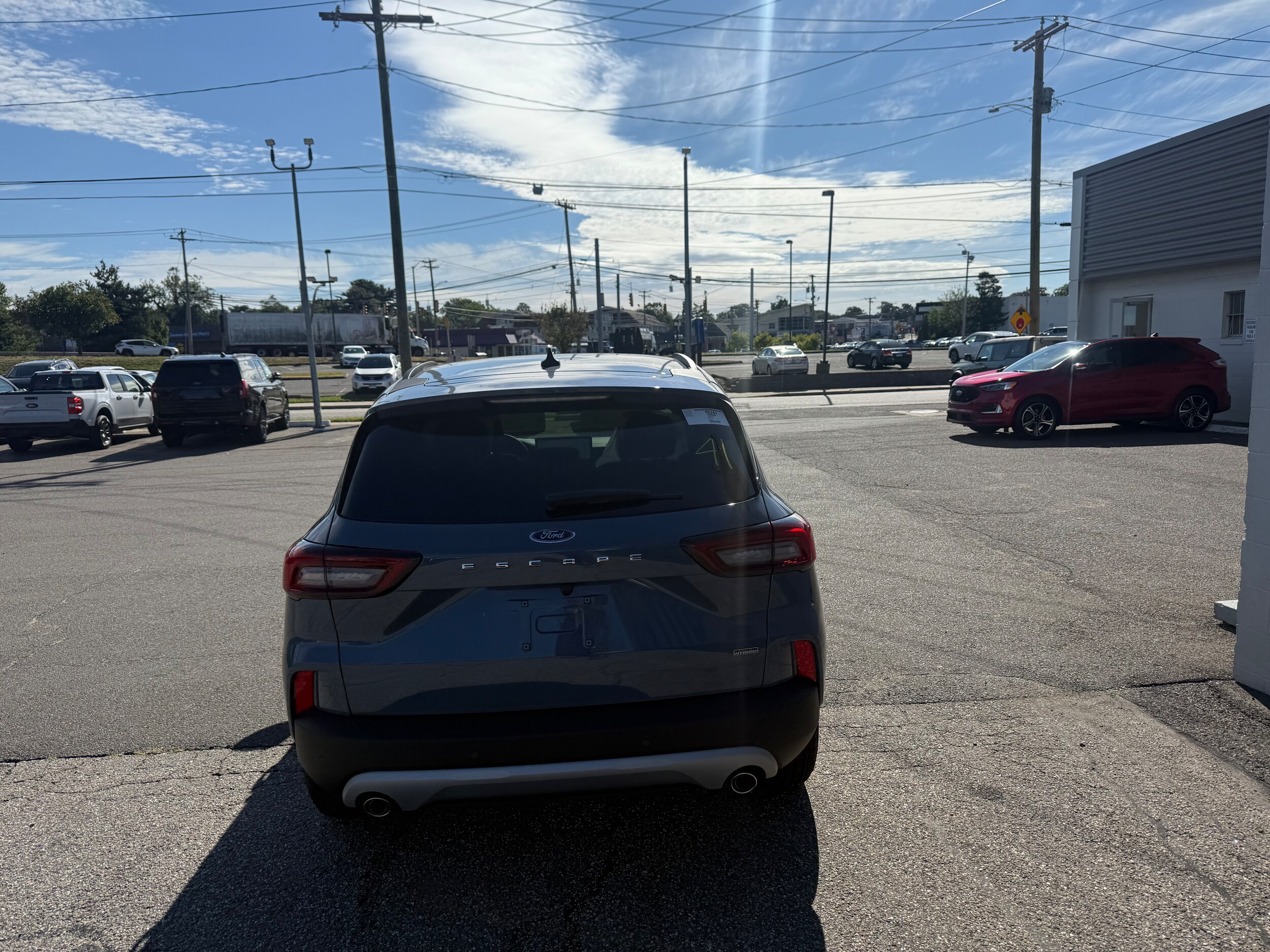 2025 Ford Escape Plug-In Hybrid photo 4