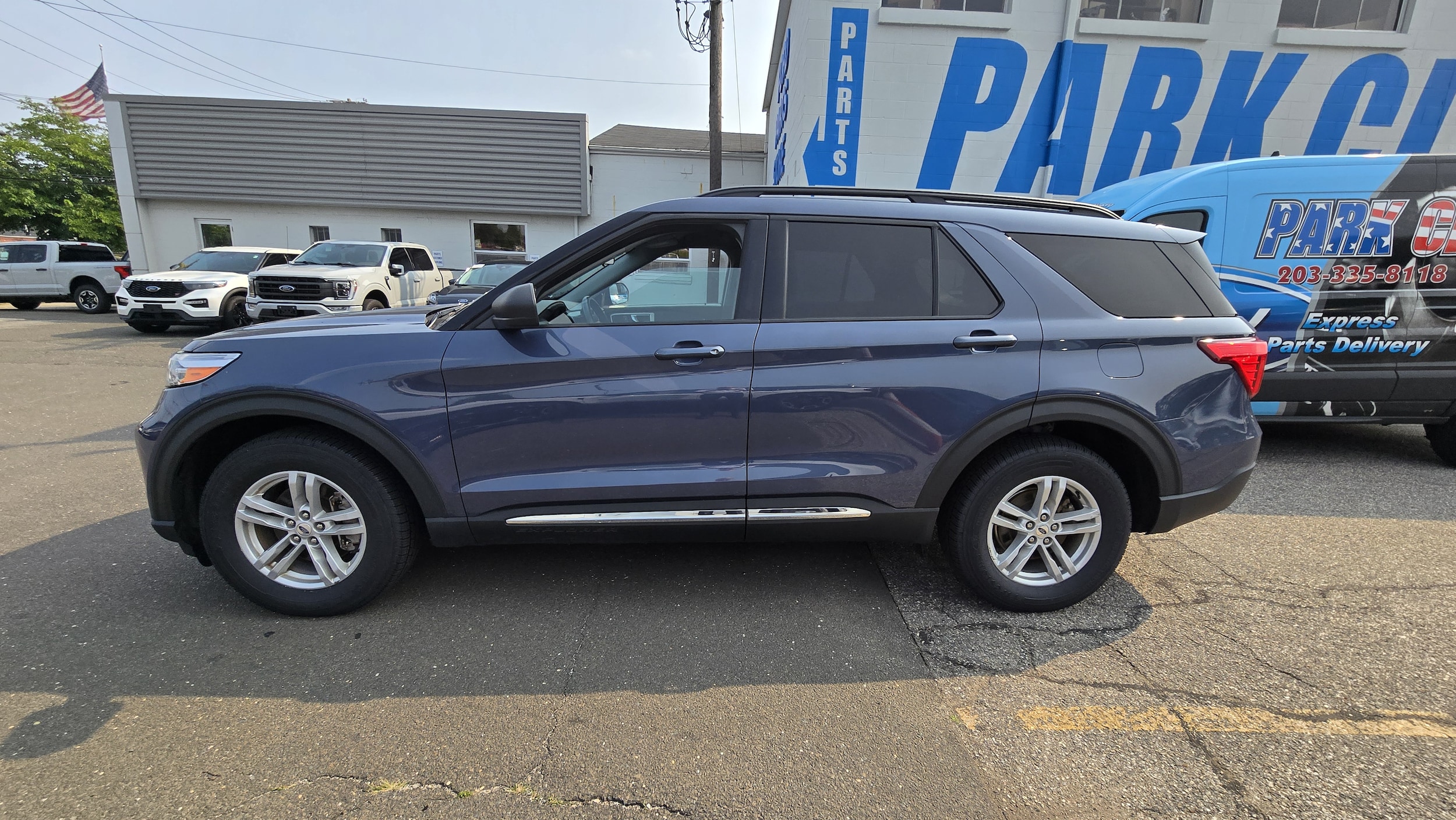 Used 2021 Ford Explorer XLT with VIN 1FMSK8DH9MGB92173 for sale in Bridgeport, CT