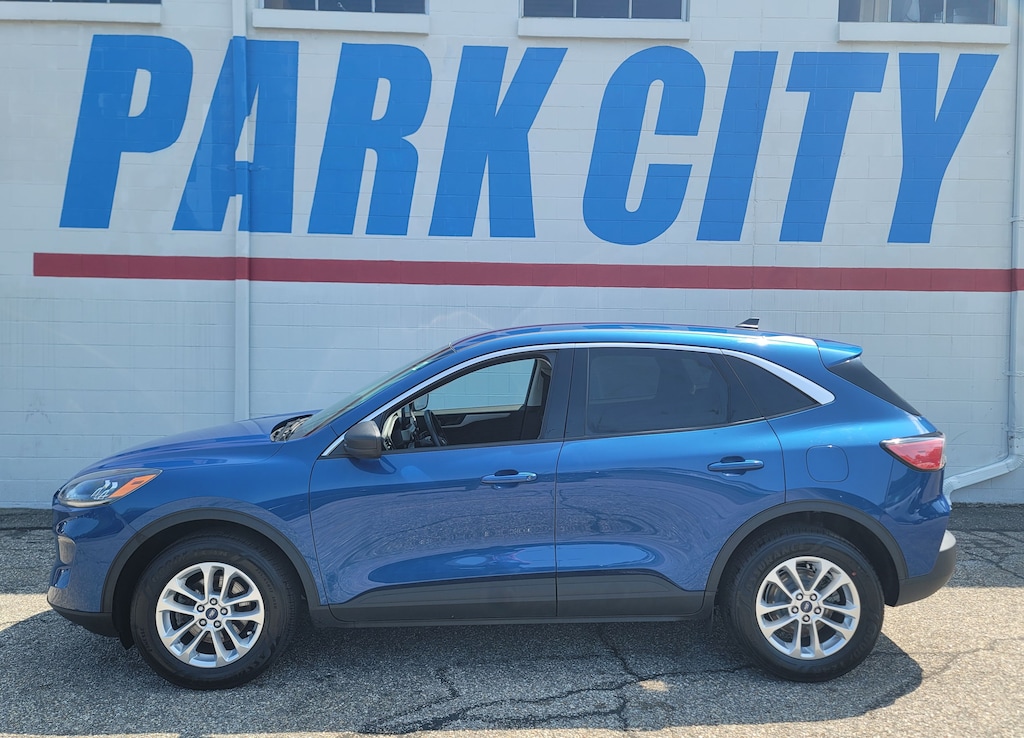 Certified 2022 Ford Escape SE WAGON