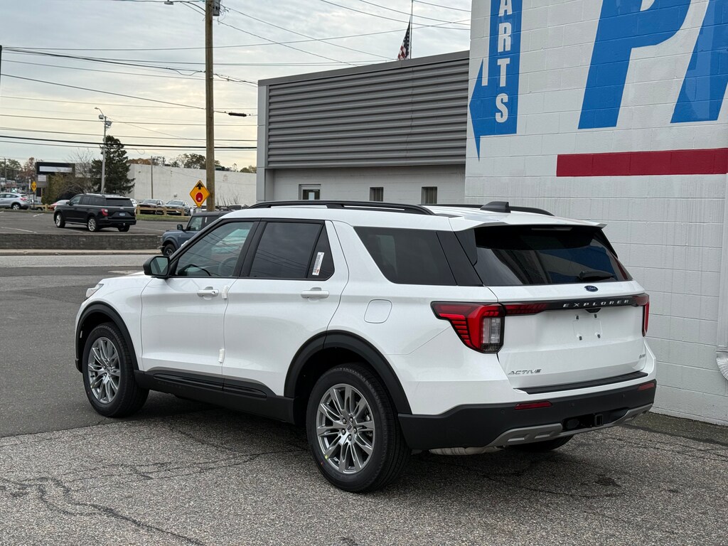 New 2026 Ford Explorer Active WAGON