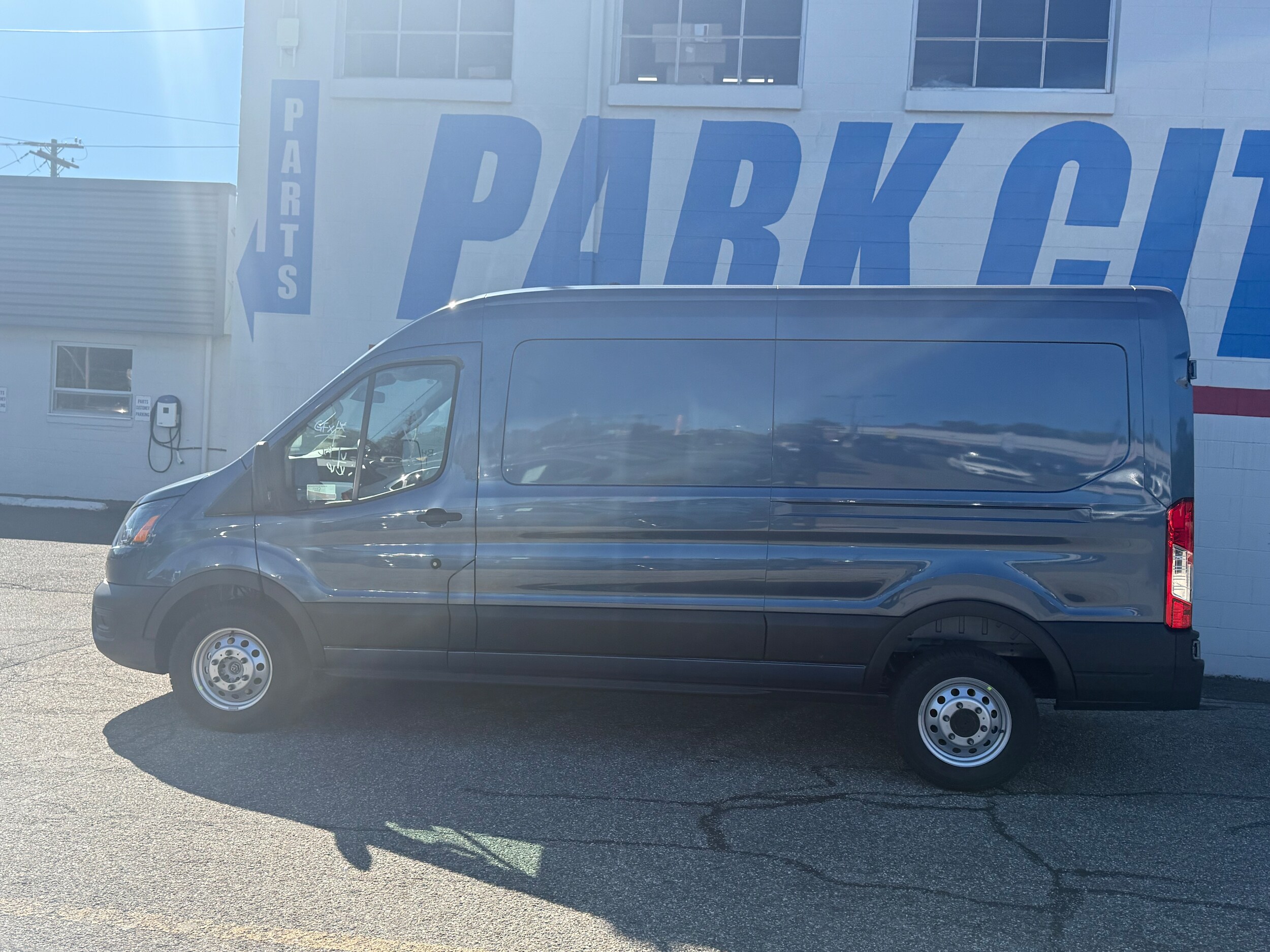 2025 Ford Transit XL Van Cargo photo 2