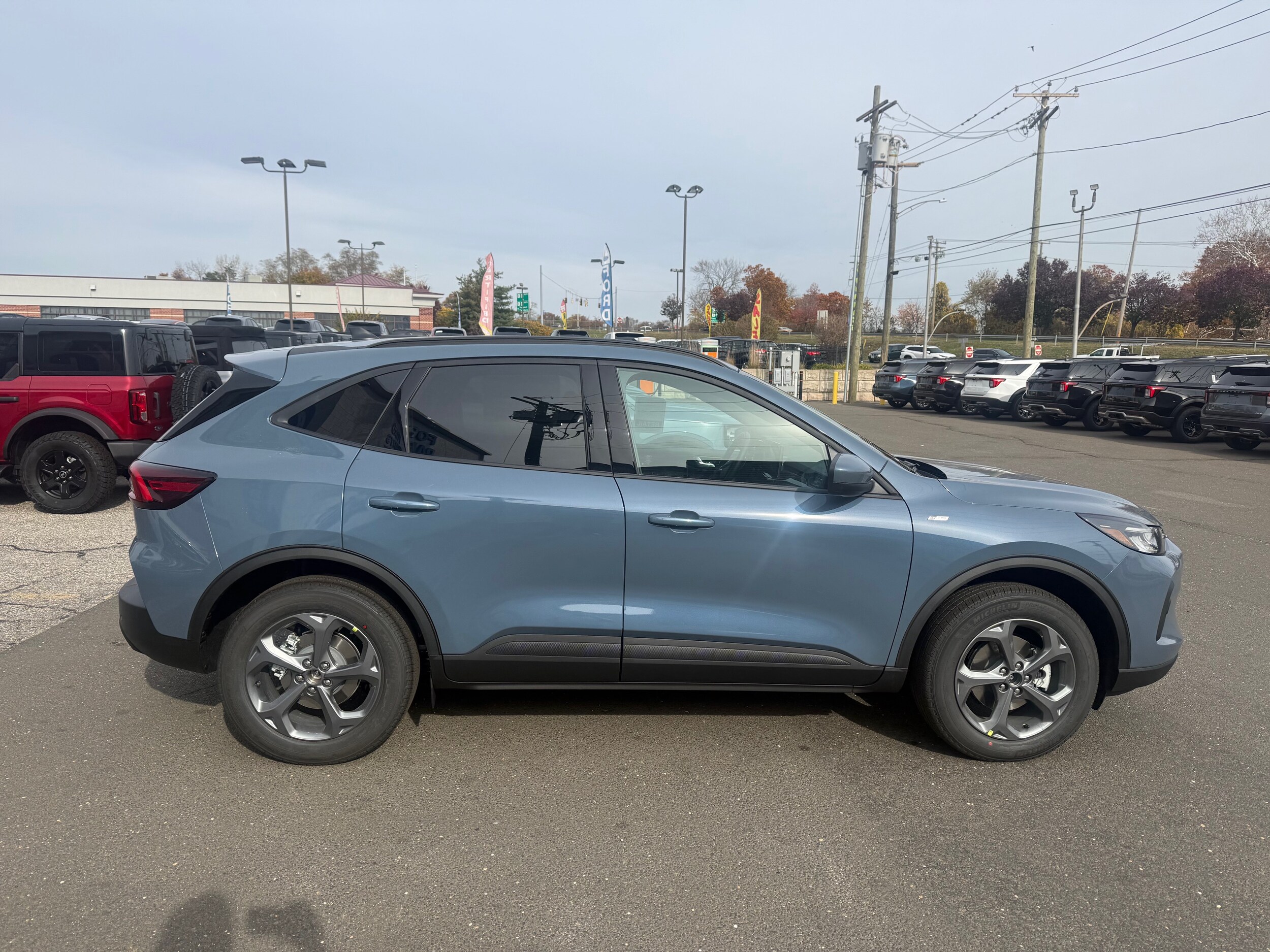2026 Ford Escape ST-Line photo 3