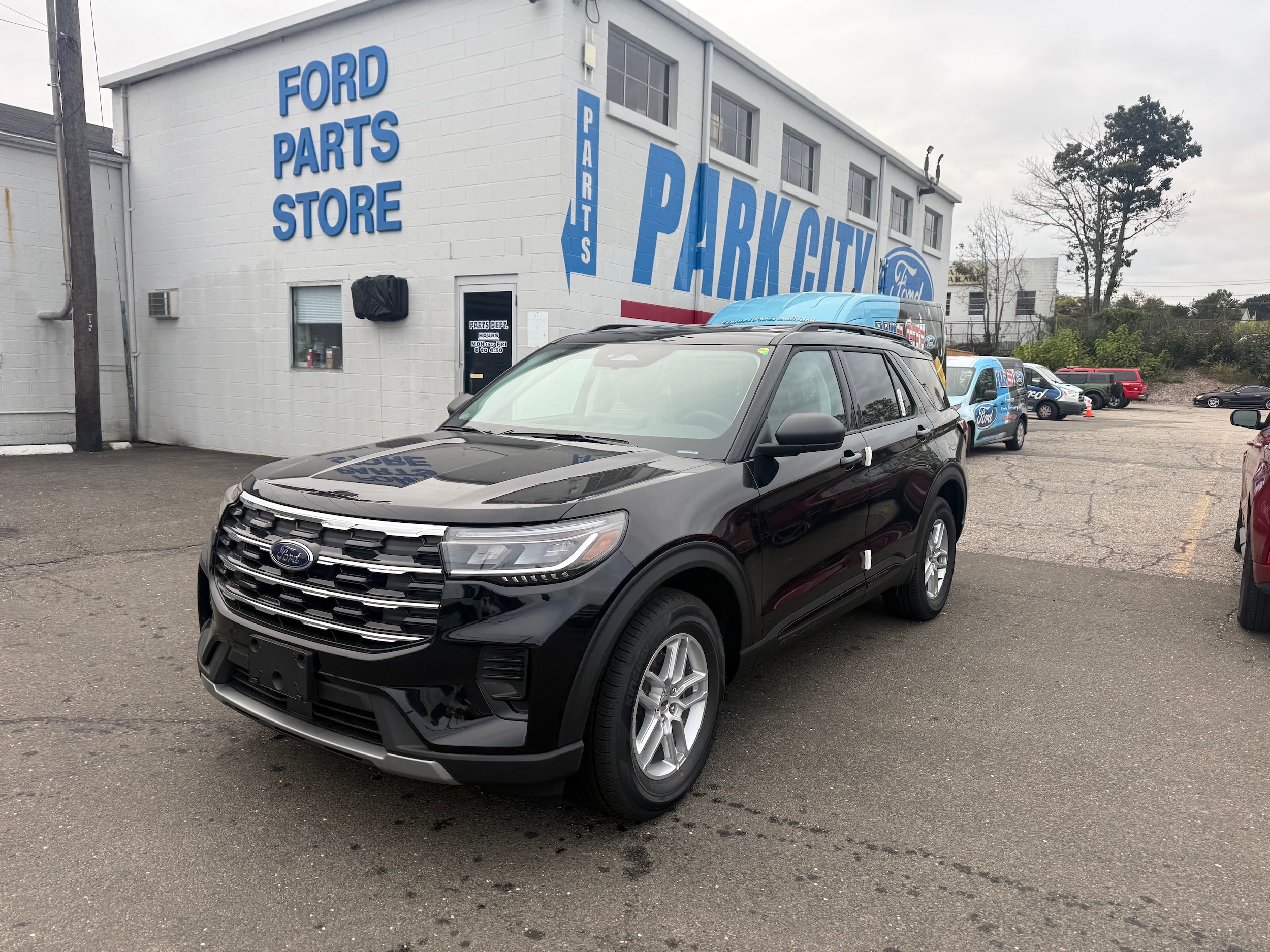 2026 Ford Explorer Active's photo