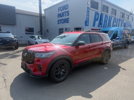 2025 Ford Explorer ST WAGON