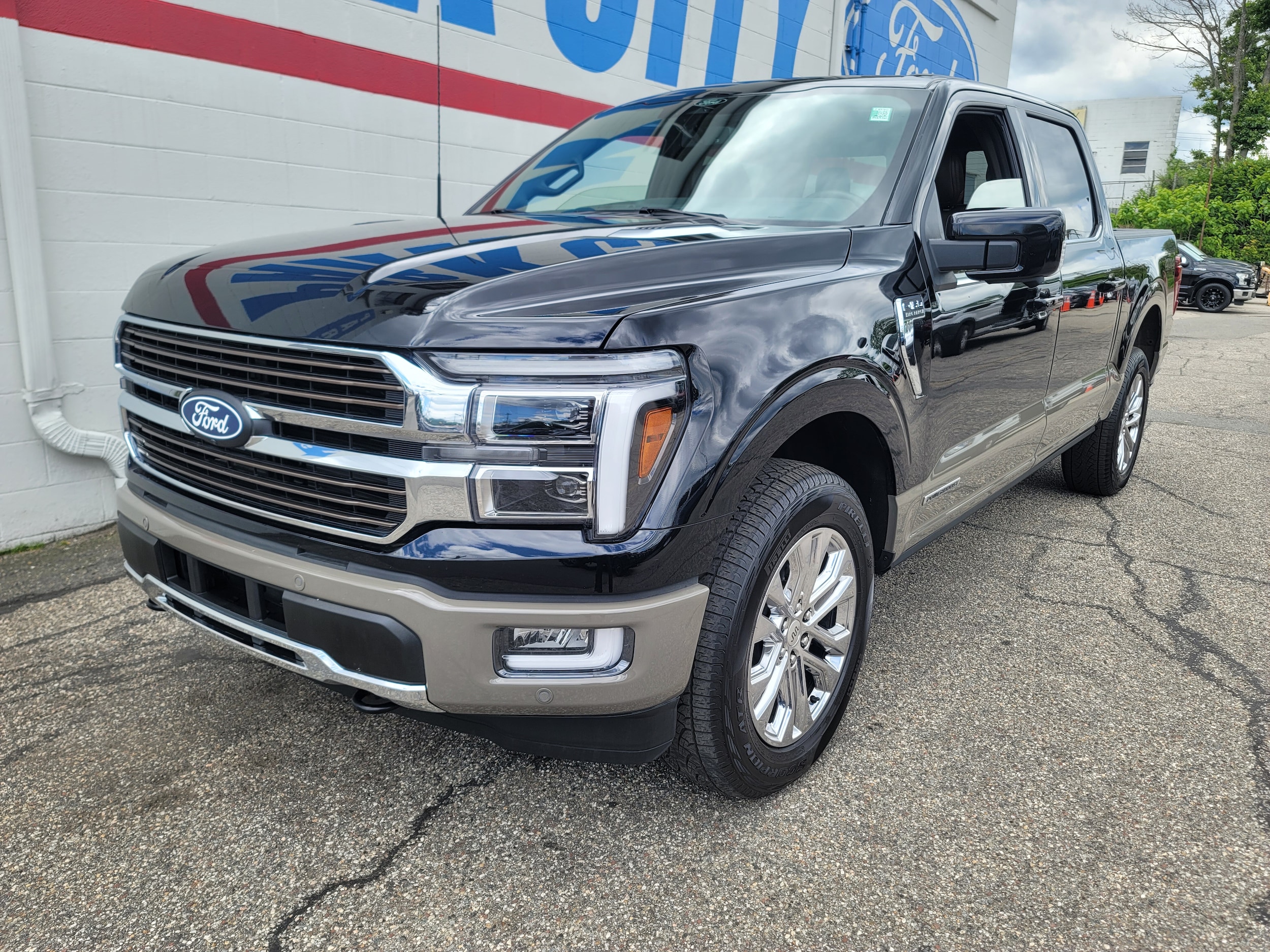 2025 Ford F-150 King Ranch 4x4 SuperCrew 5-1/2 Box's photo
