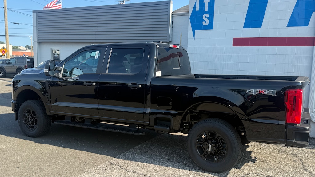 New 2026 Ford F-250 XL PICKUP