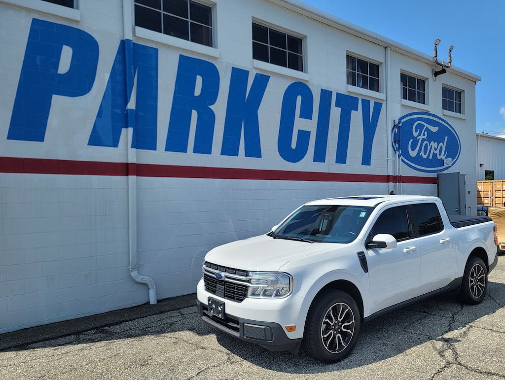 Certified 2022 Ford Maverick Lariat PICKUP