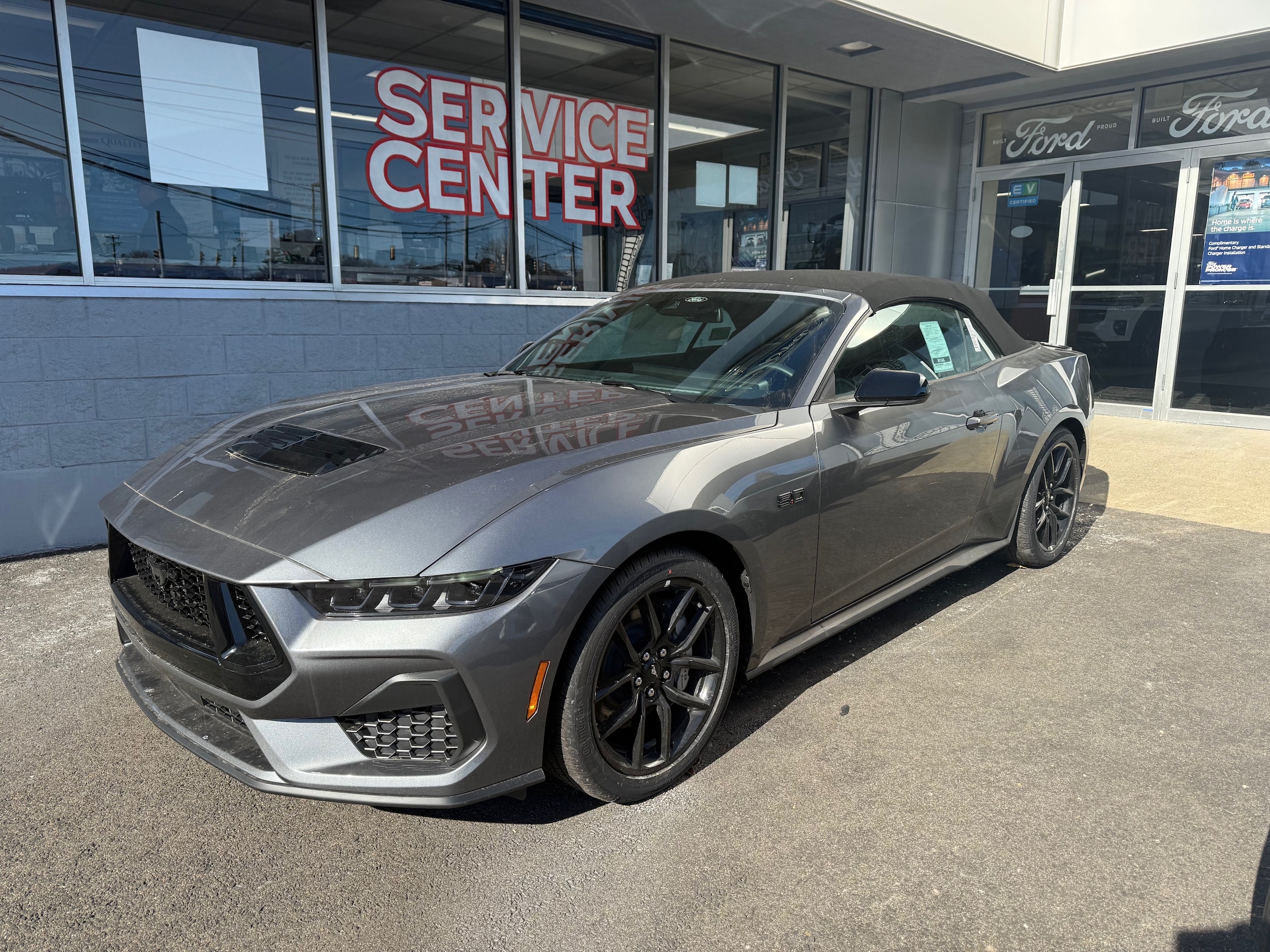 2025 Ford Mustang GT Premium's photo