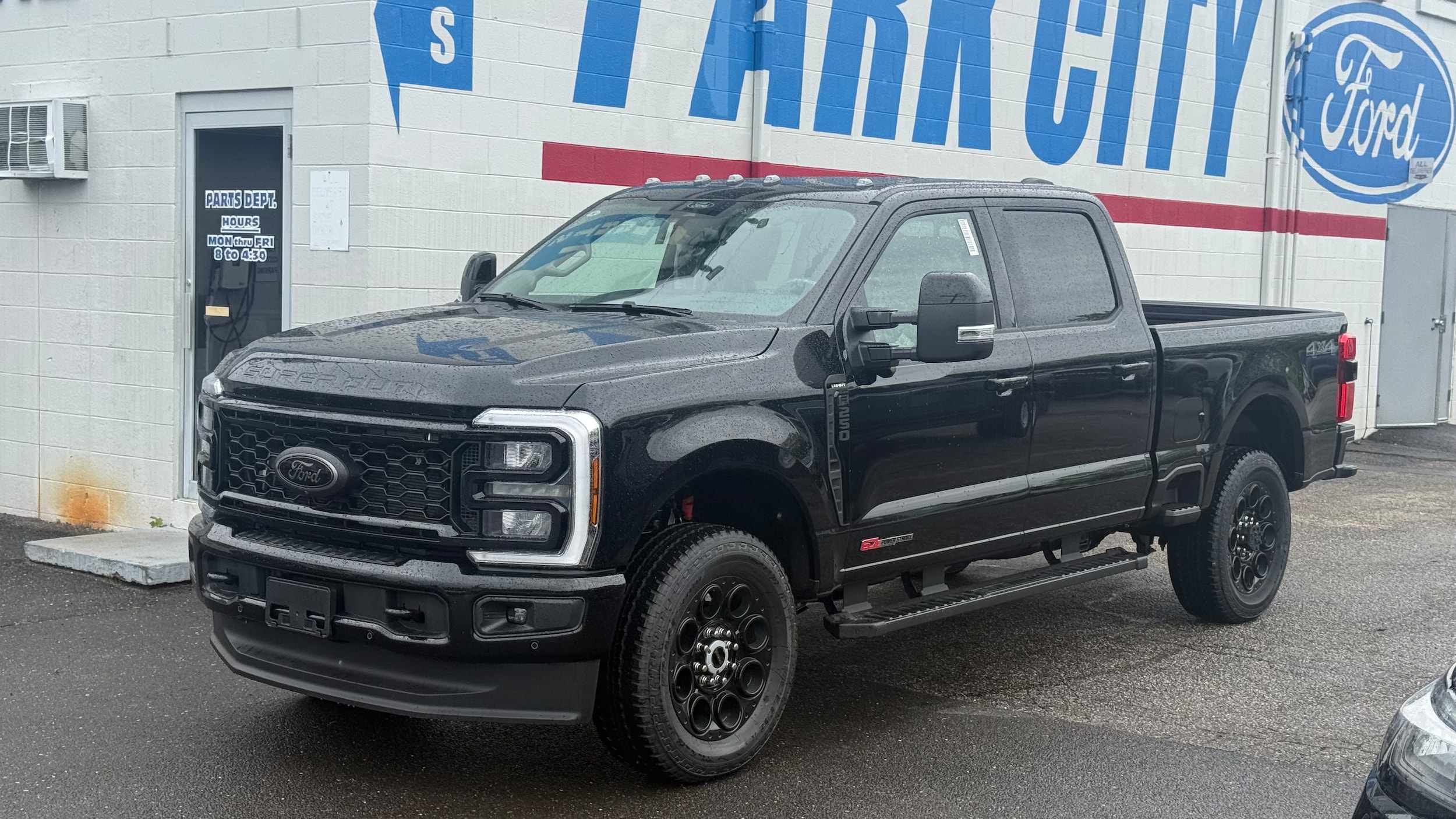 2026 Ford F-250 Lariat 4x4 Crew Cab 6-3/4' Box's photo