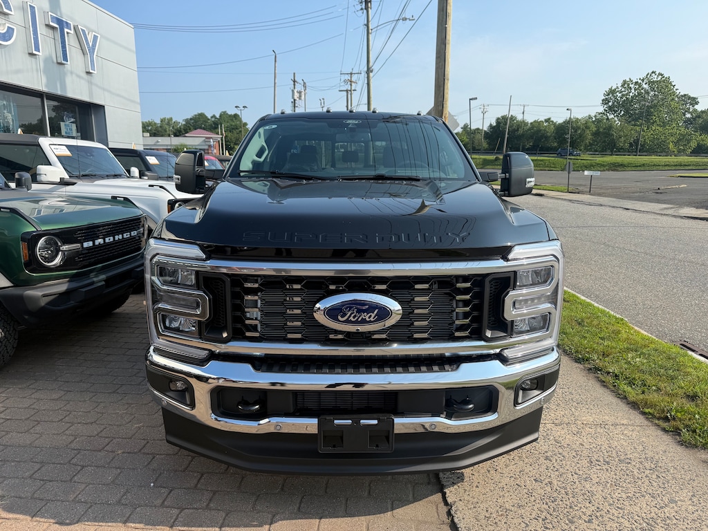 New 2026 Ford F-350 Lariat PICKUP