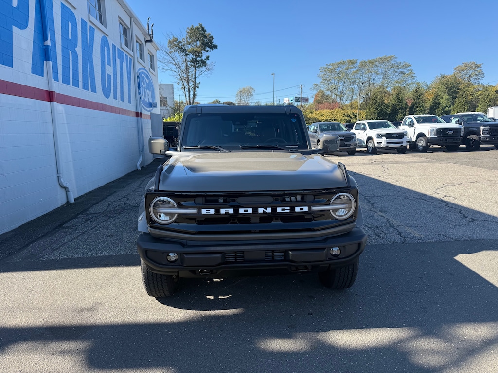 New 2025 Ford Bronco Outer Banks WAGON