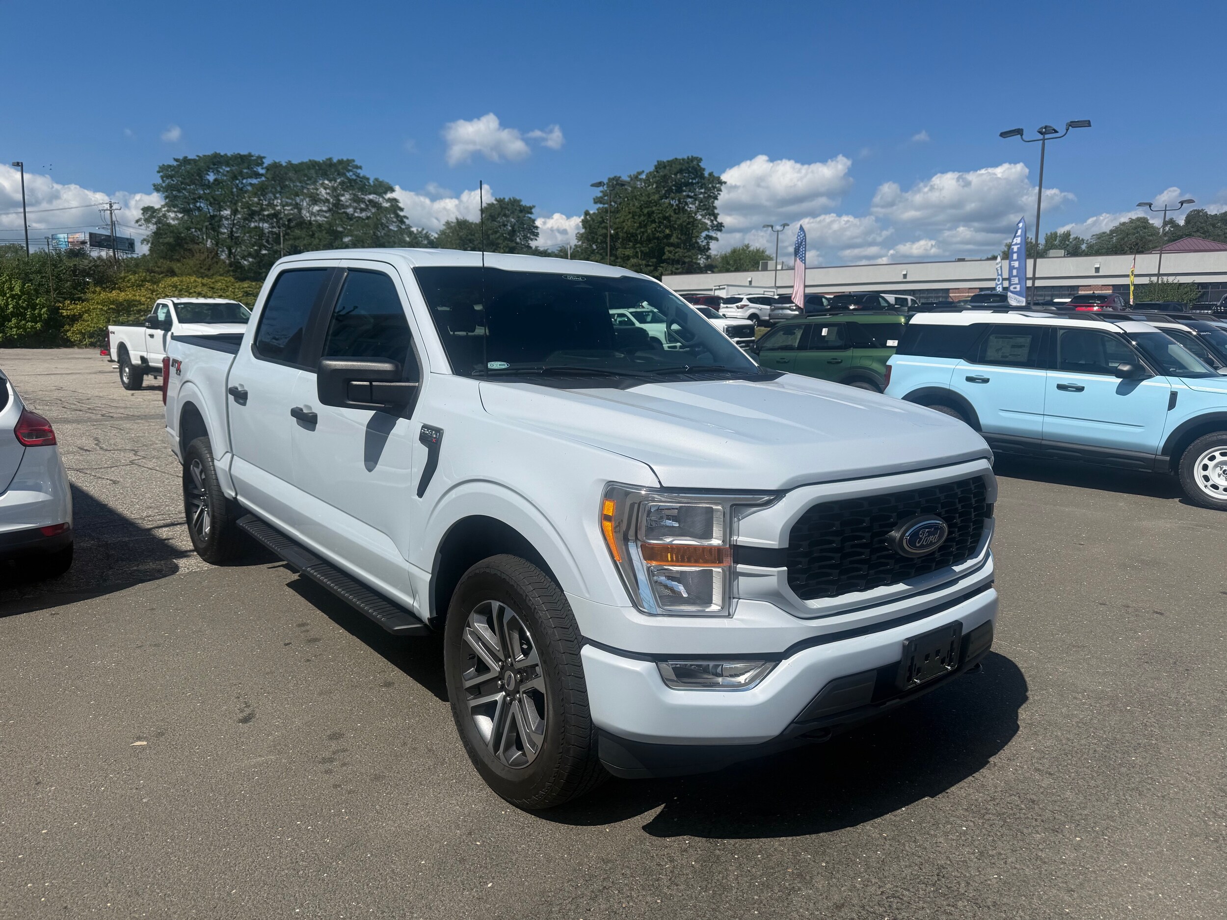 2022 Ford F-150 STX photo 4