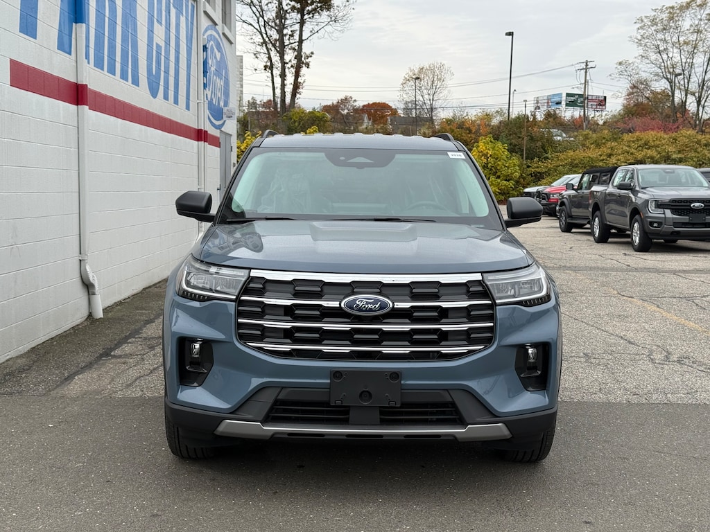 New 2026 Ford Explorer Active WAGON