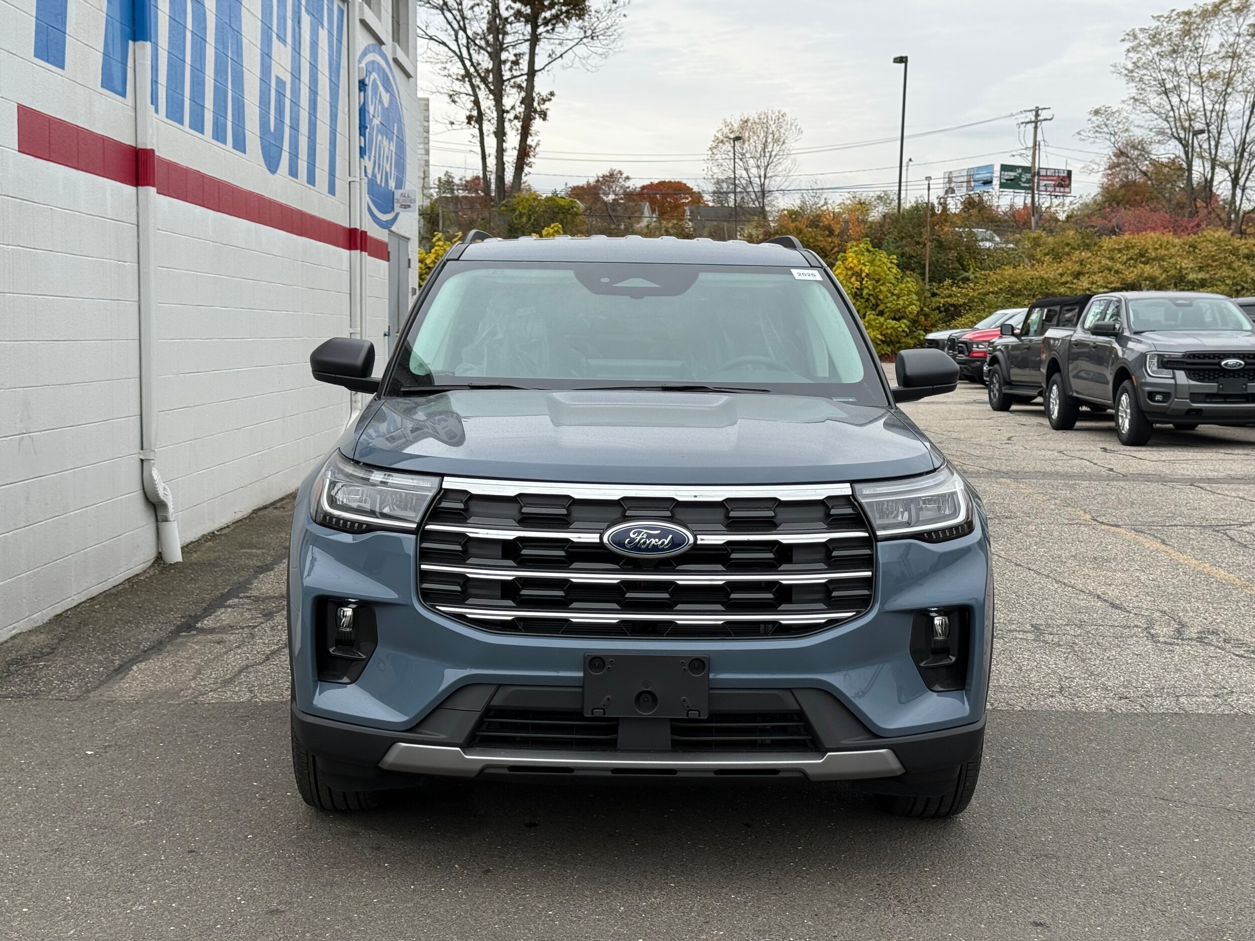 2026 Ford Explorer photo 2
