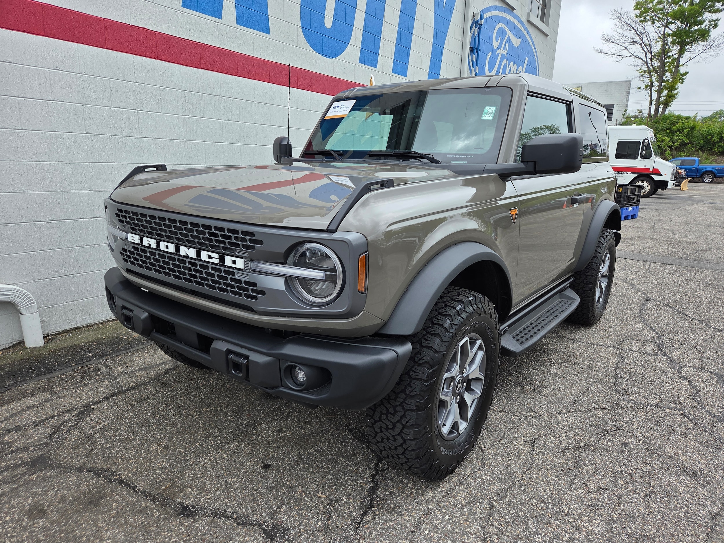 2025 Ford Bronco Badlands 4x4's photo